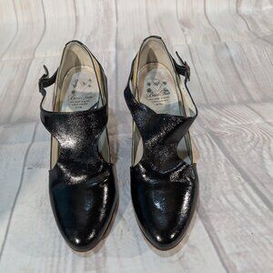 John Fluevog Blind Faith T-Strap Heels Black & Tan Women Size 6